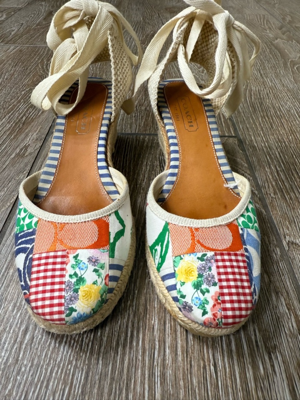 Vintage Coach Kerrie Patchwork Espadrille Wedge Sandals - size 7 - Picture 2 of 6